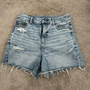 American Eagle Curvy Mom Shorts